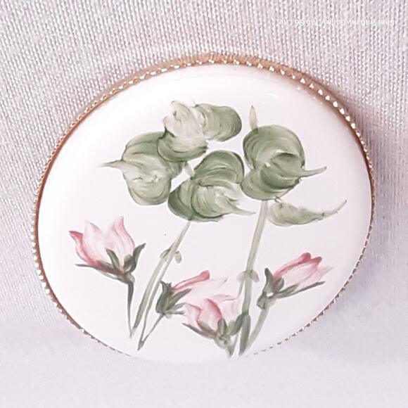 Tulip Cameo Brooch Gold Tone Framed White Enamel - Picture 3 of 8